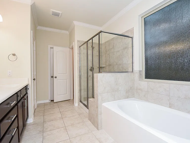 18618 Weeping Spring Dr — Photo 19