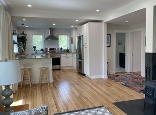 15 West St #D, Petersham, MA 01366