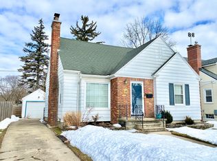 611 Riley St, Lansing, MI 48910