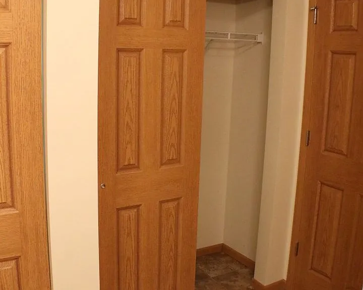 2240 Morning Glory Cir — Photo 15