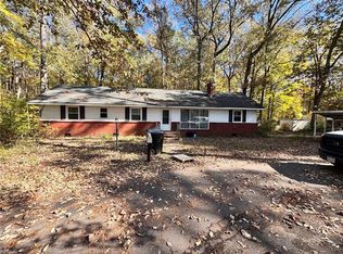 3832 N Landing Rd, Virginia Beach, VA 23456