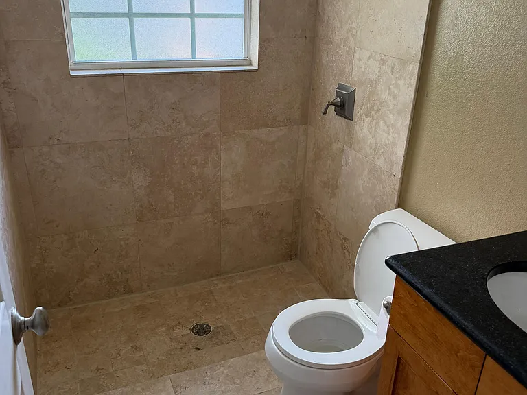 1522 E Washington St #1522 — Photo 5