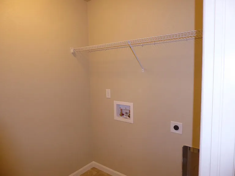 6592 Emerald Isle Hts — Photo 23