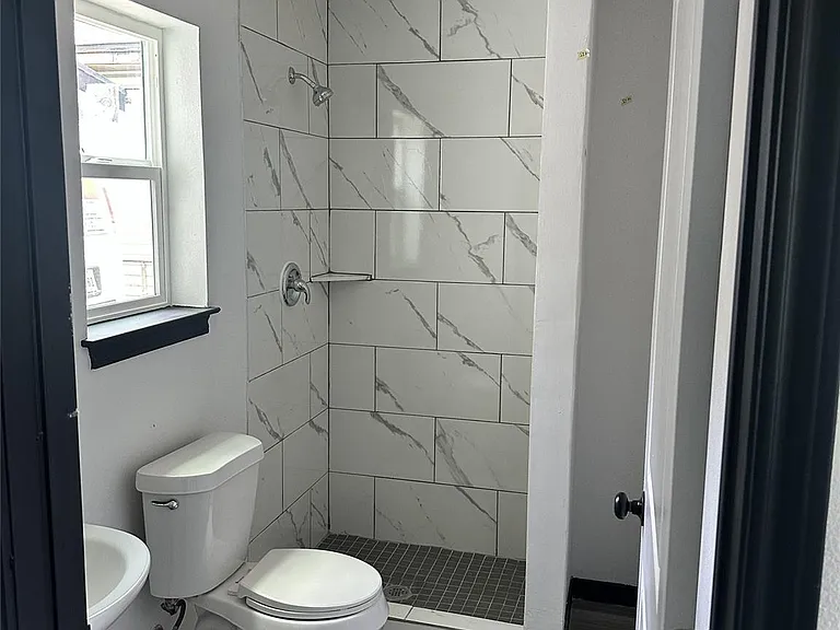 6812 Avenue Q #C — Photo 2