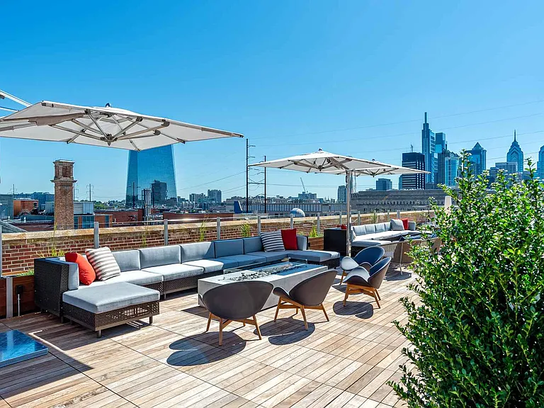 Outdoor seating on the courtyard