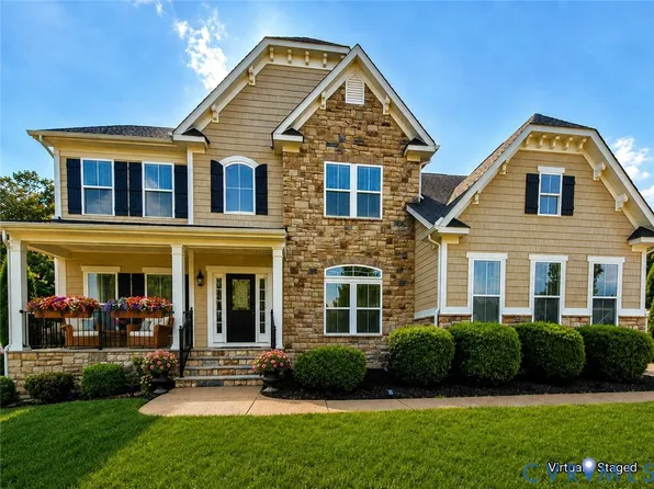 8400 Hampton Farms Dr, Moseley, VA 23120