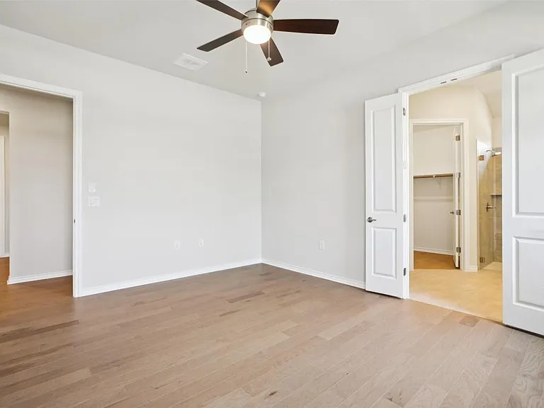 140 Stewart Dr #102 — Photo 8