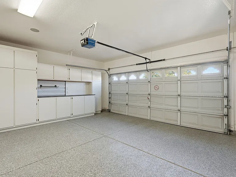 16404 S 46th Way — Photo 32