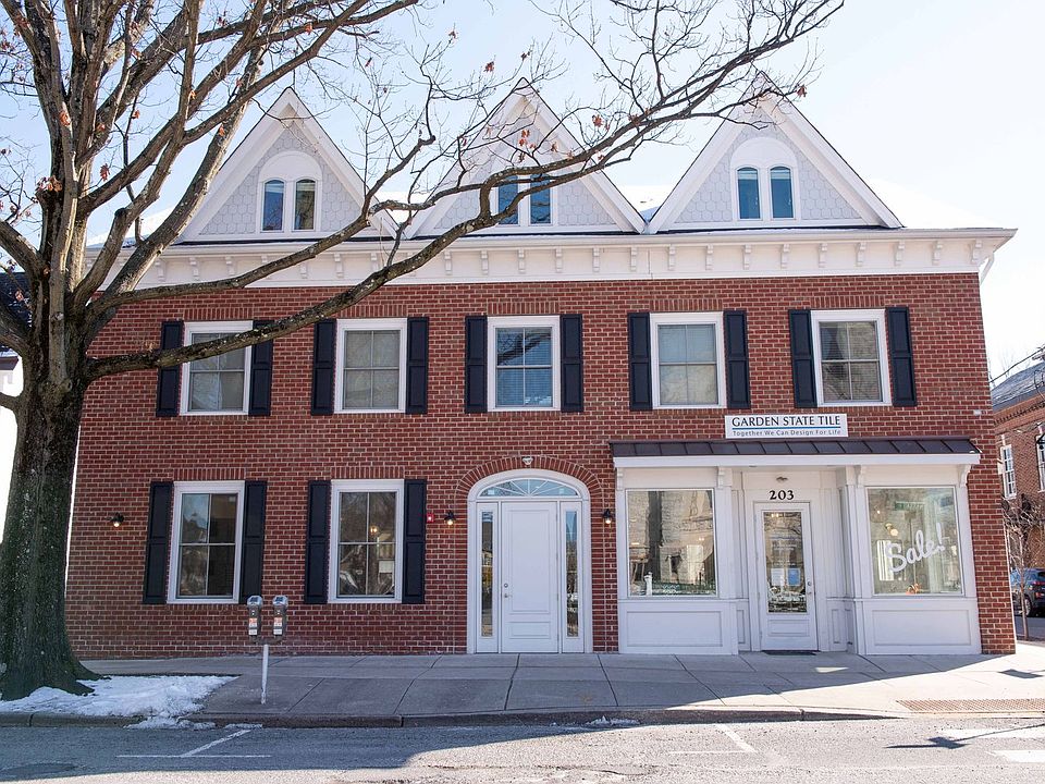 1st image of 203-205 Nassau St #1