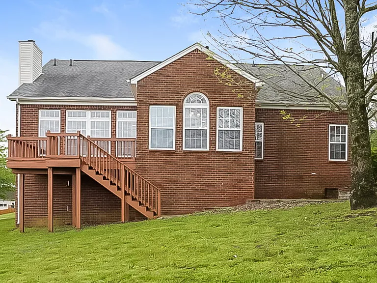 1802 Cabe Ct — Photo 17