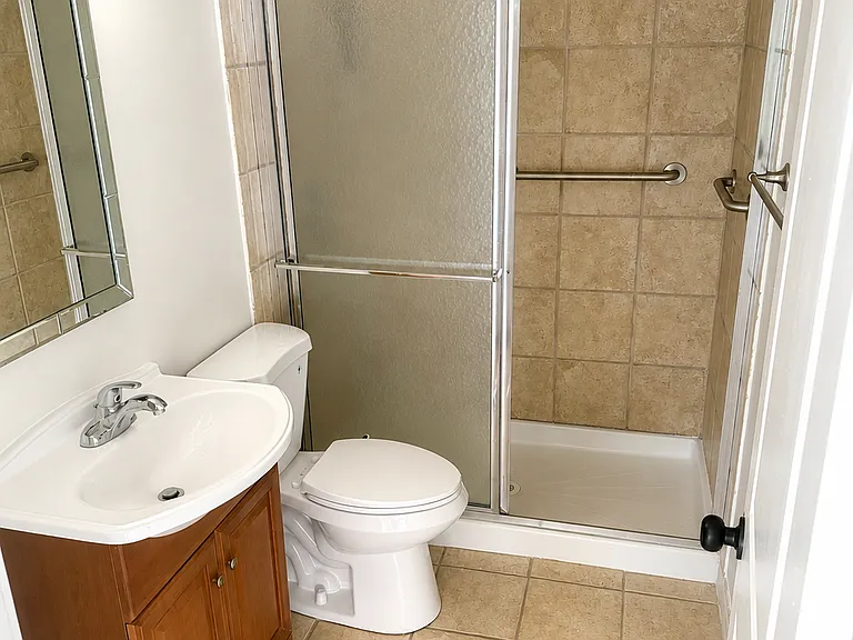 932 Bellwood Dr — Photo 3