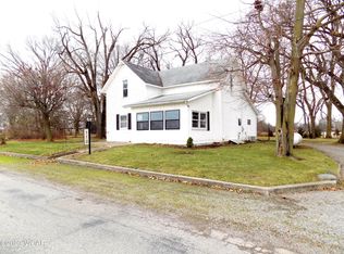 110 Middle Point Wetzel Rd, Middle Point, OH 45863