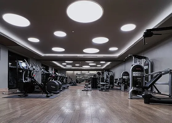 Rented by REAL New York | media 21