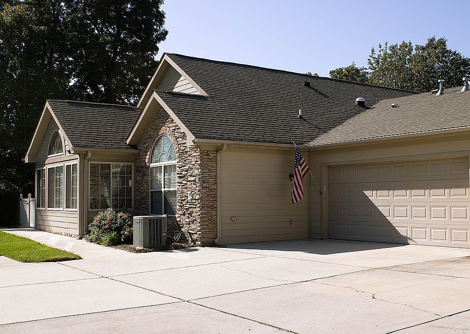 4288 Plantation Ridge Ln.