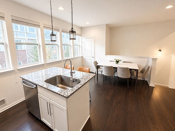 5th image of 62 Kalter Dr #20