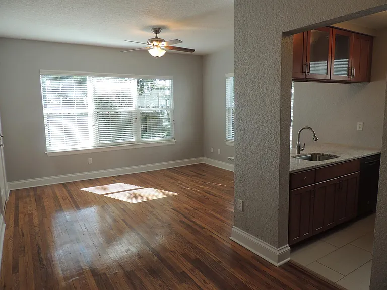 3112 W Empedrado St — Photo 7