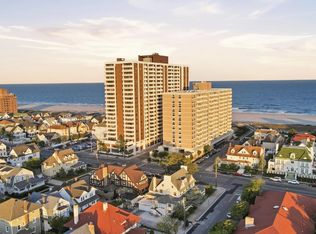 101 S Plaza Pl APT 813, Atlantic City, NJ 08401