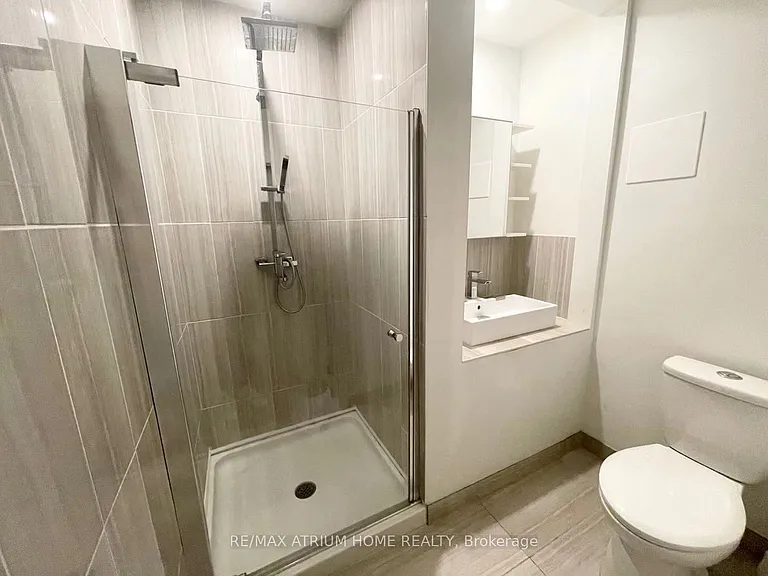 9740 Keele St — Photo 20