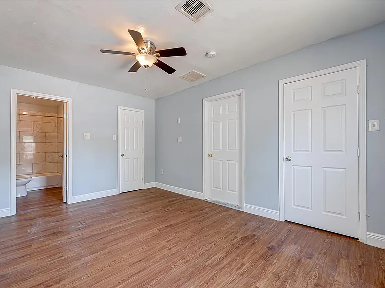 5859 Westover St — Photo 6