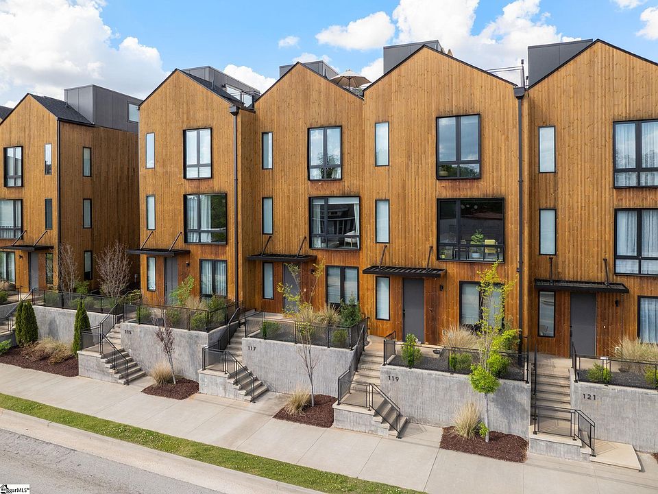 1st image of 117 E Stone Ave