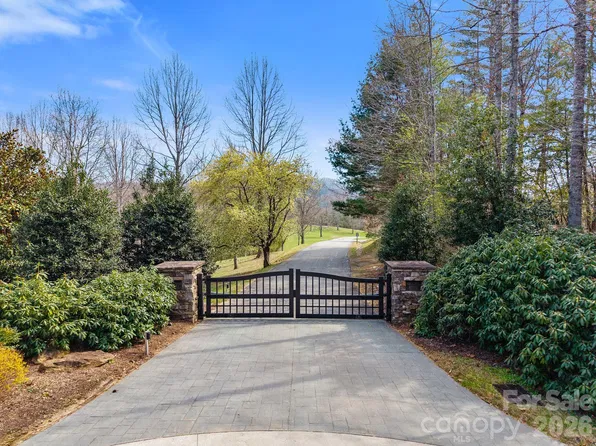 275 Stone Valley Way #11, Hendersonville, NC 28792