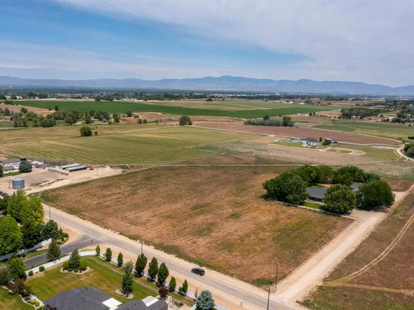 2650 S McDermott Rd, Nampa, ID 83687