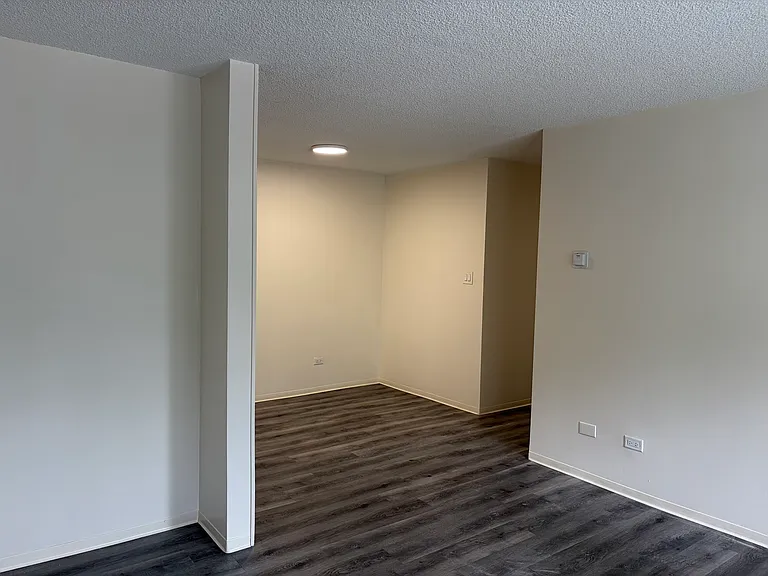 627 23rd Ave SW #203 — Photo 9