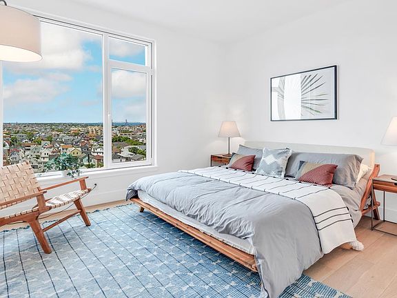 4th image of 133 Beach 116th St APT 3F