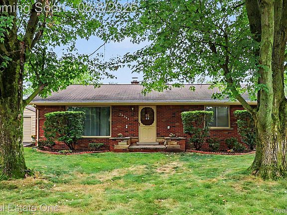 2nd image of 51341 Neumaier Dr