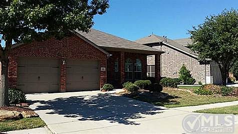 1st image of 308 Oriole Dr