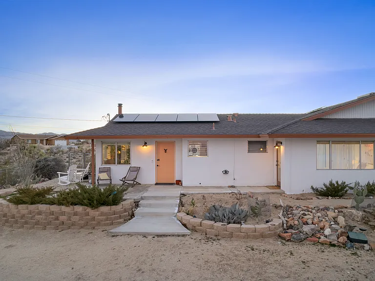 5740 Marvin Dr — Photo 15