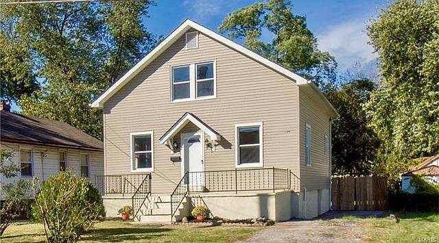 1st image of 215 Vida Ave
