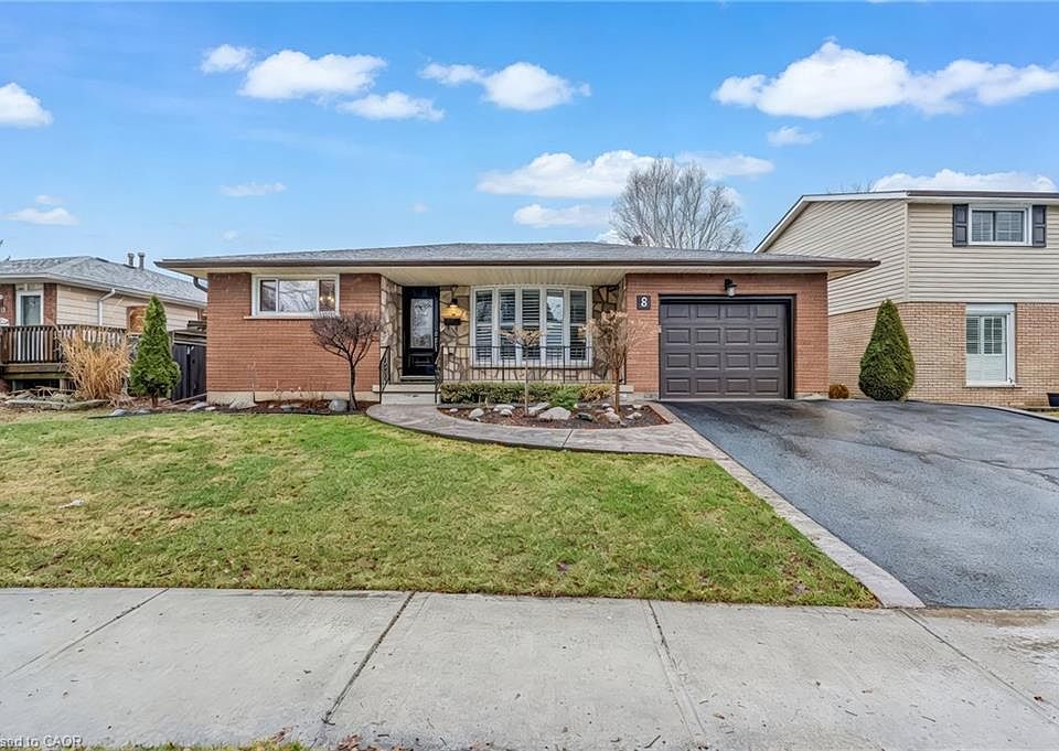 1st image of 8 Ivanhoe Rd