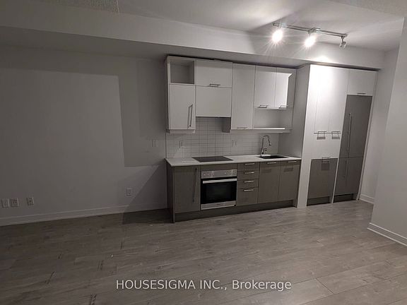3rd image of 30 Nelson St #1403