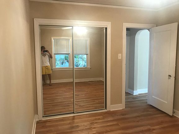5th image of 251 La Verne Ave