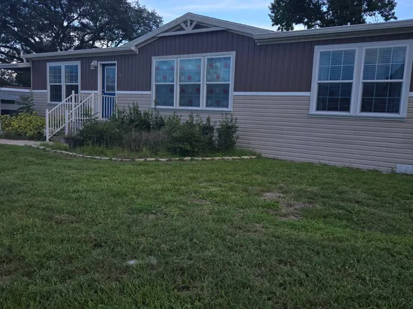 136 Highland Dr, Leesburg, FL 34788