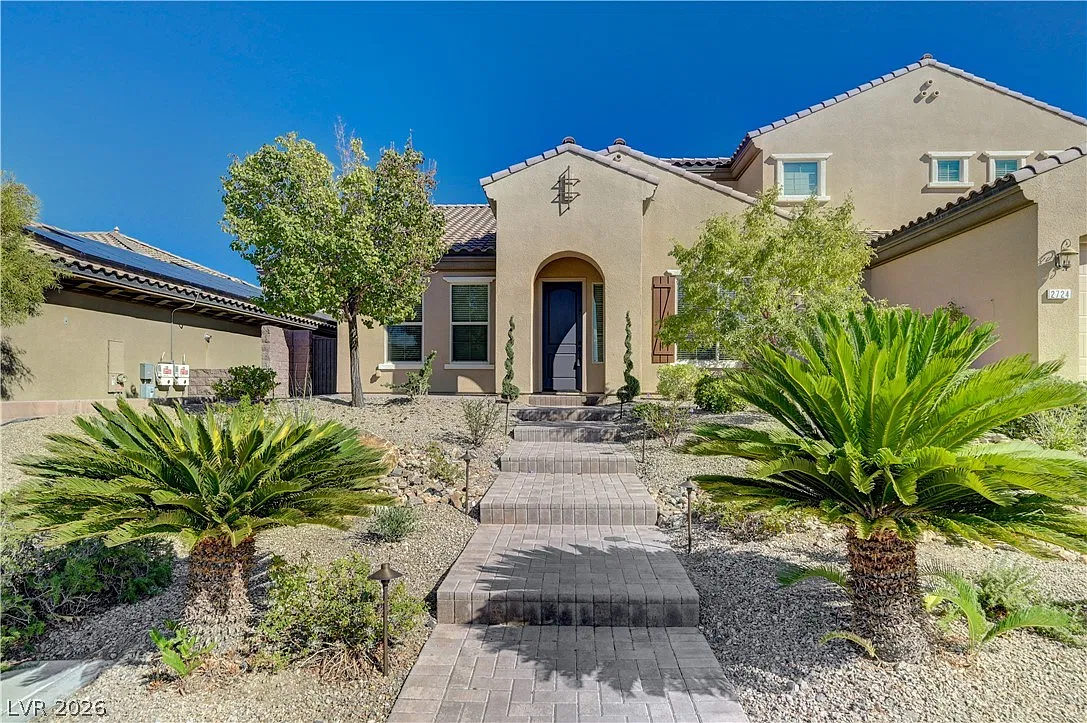 4 bed, 3.5 bath, 3733 sqft, $4,540 — Photo 4