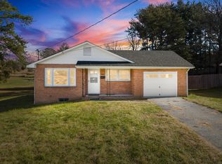 408 Hale St, Pearisburg, VA 24134