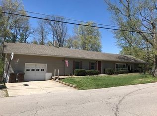 906 Carpenter Rd, Loveland, OH 45140