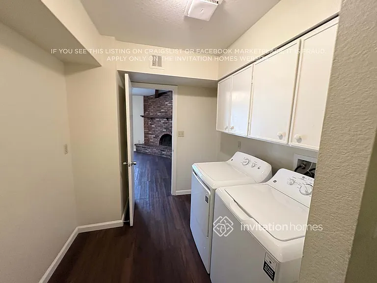 2651 E Jerome Ave — Photo 11