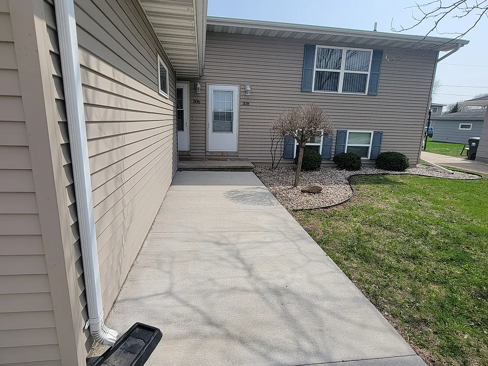 308 Joseph St