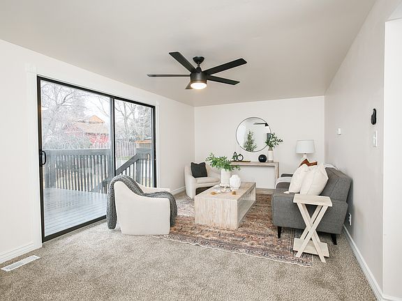 5th image of 11 Quebec Cir