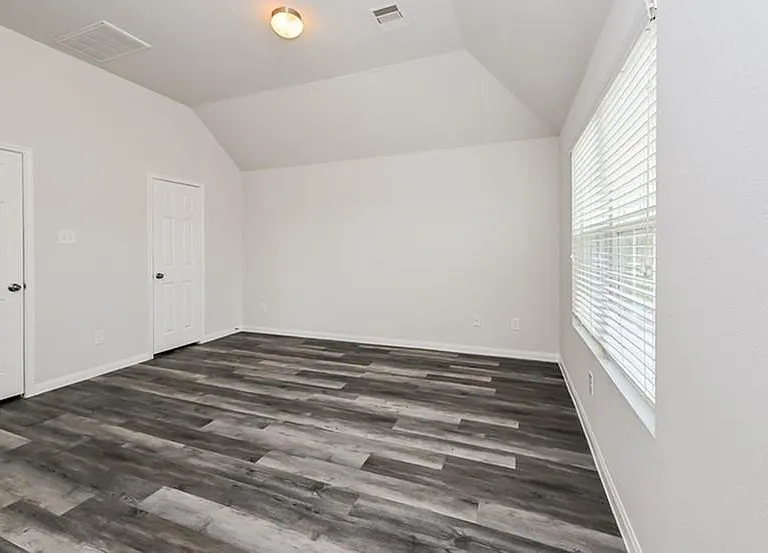 10939 Myrtle Oak St — Photo 11