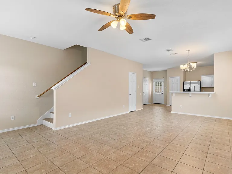 6238 Cottage Pines Dr — Photo 2