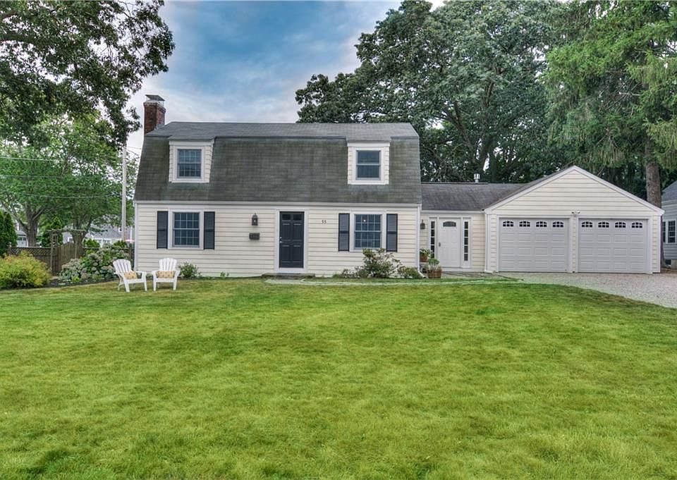 1st image of 55 Governor Bradford Dr