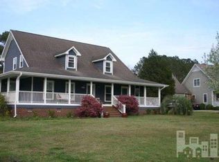 1401 Heron Run Dr, Wilmington, NC 28403