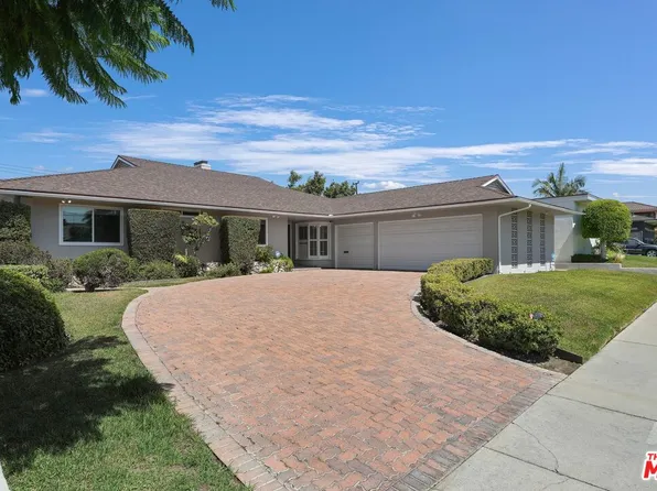 5577 W 63rd St, Los Angeles, CA 90056