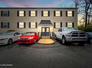 122 Middletown Sq, Louisville, KY 40243