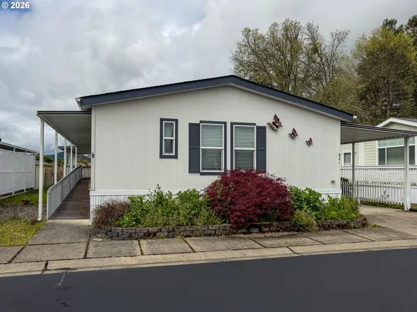 1000 E Central Ave Space 21, Sutherlin, OR 97479