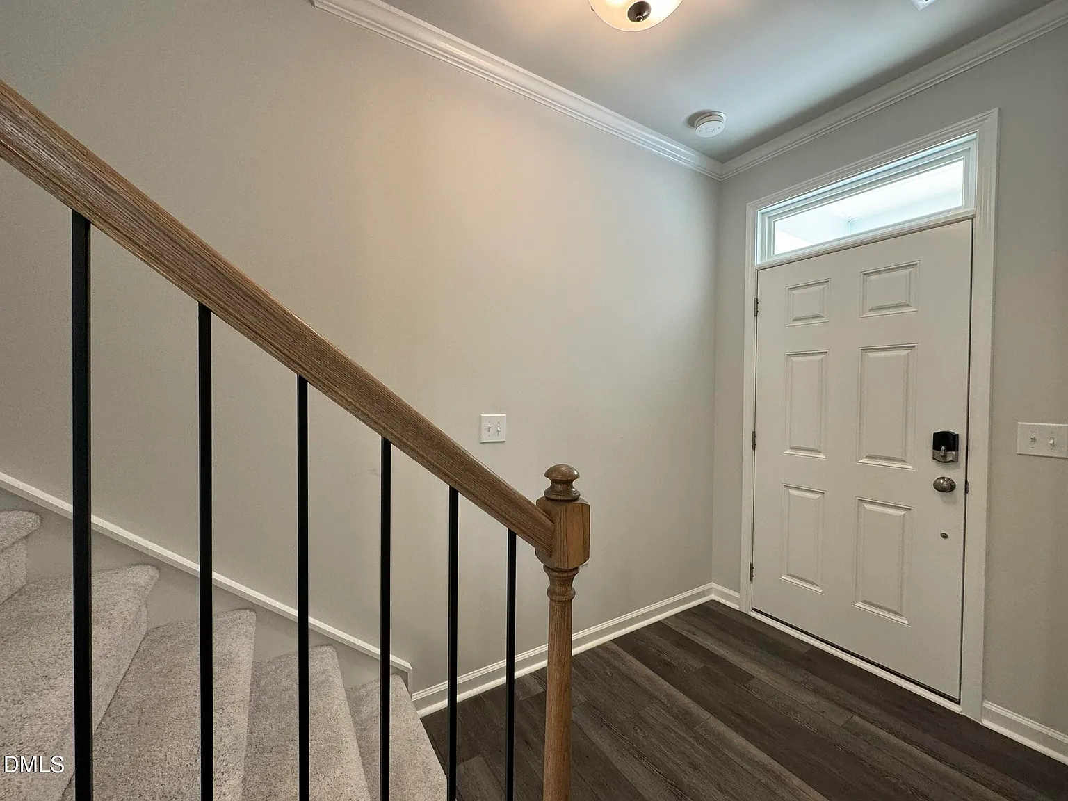 3 bed, 2.5 bath, 2060 sqft, $2,250 — Photo 4